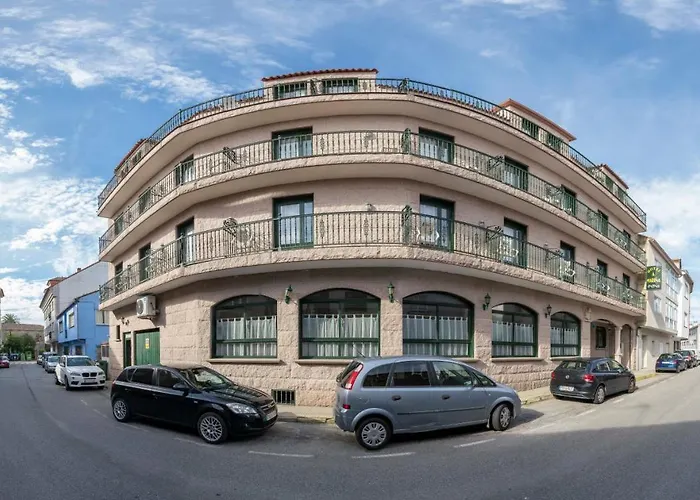 מלון A Marina 2*