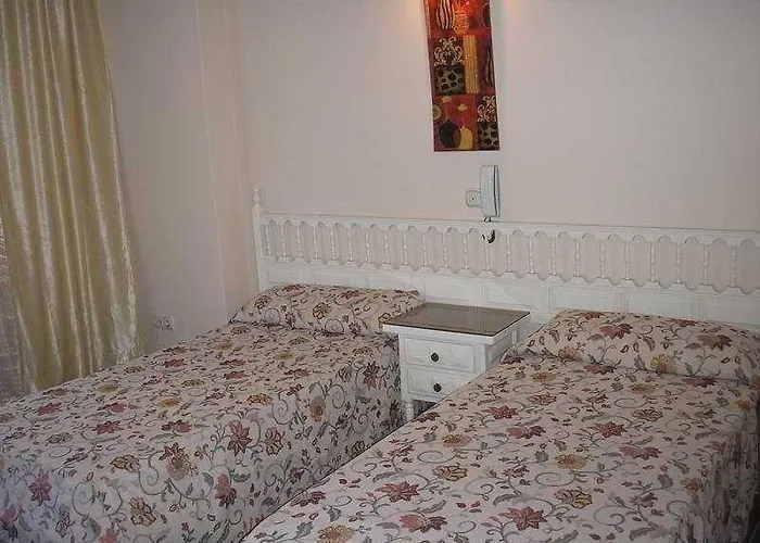 A Marina מלון קמבדוס